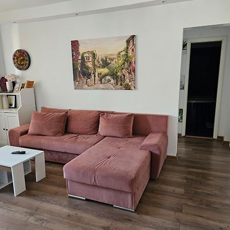 Apartament Near The Park Two Rooms Букурещ Екстериор снимка