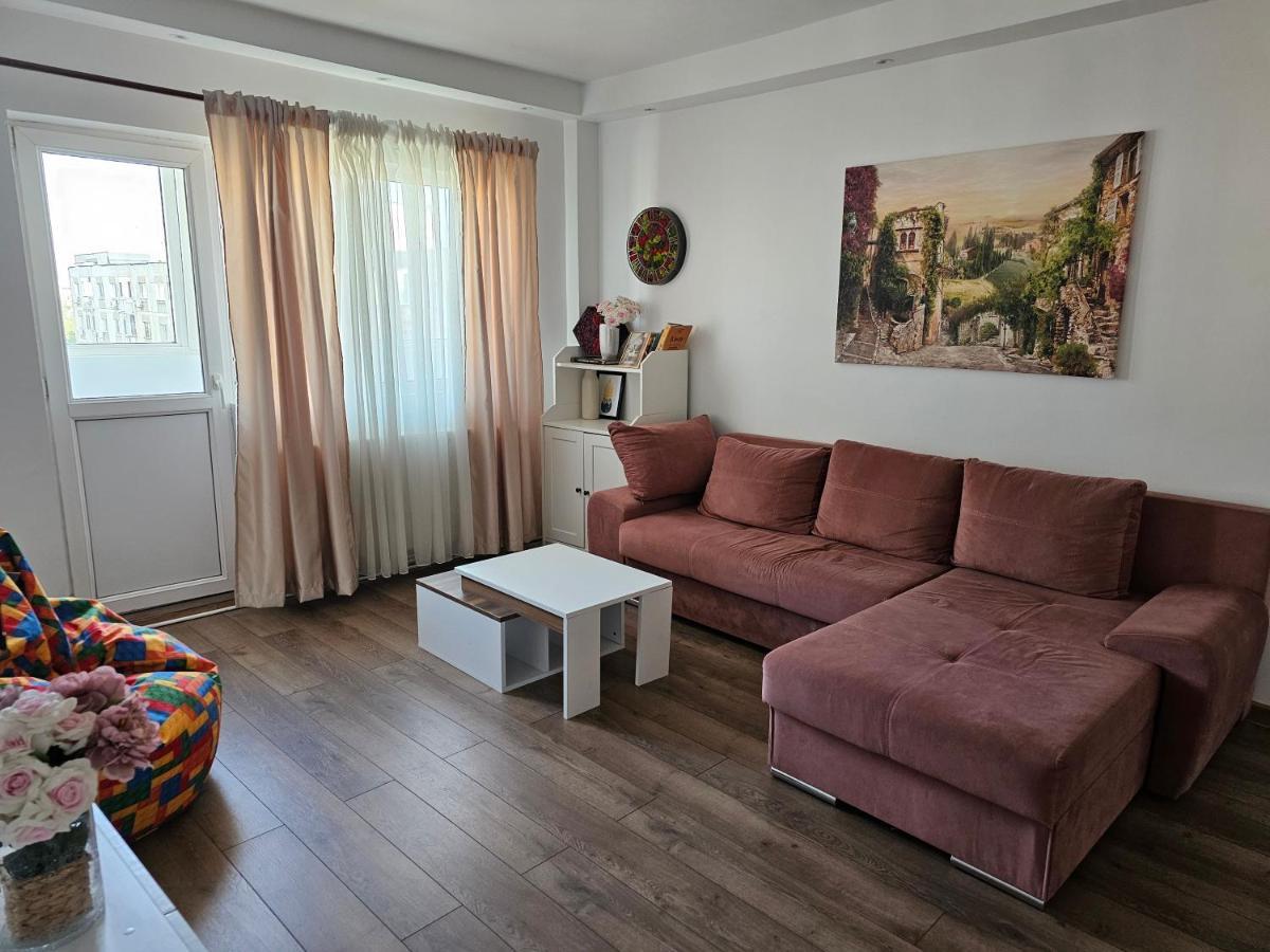 Apartament Near The Park Two Rooms Букурещ Екстериор снимка