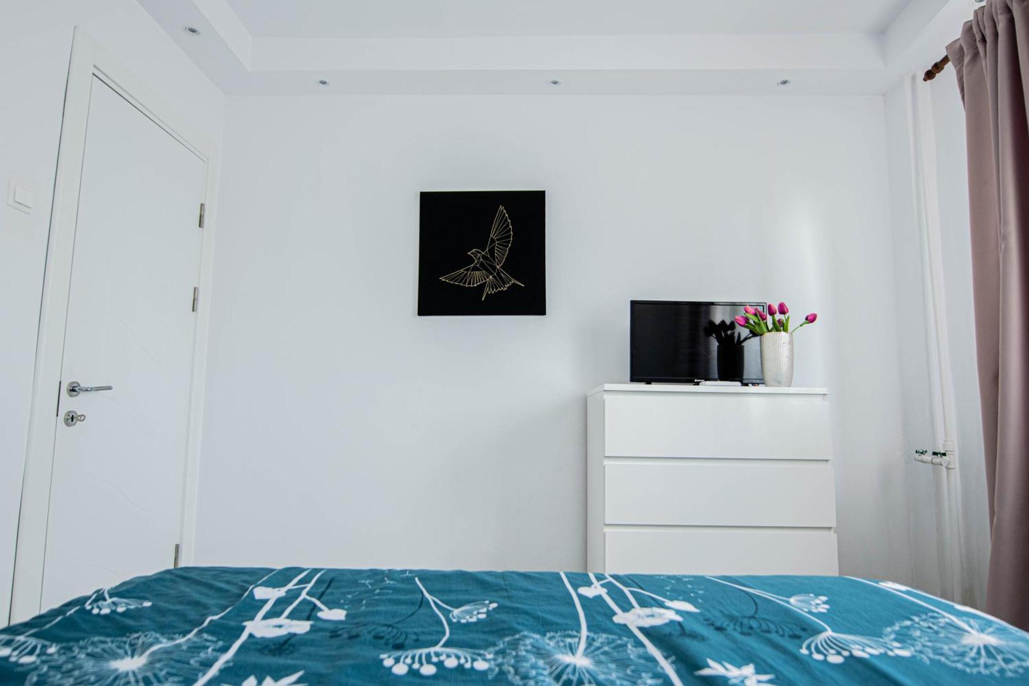 Apartament Near The Park Two Rooms Букурещ Екстериор снимка